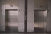 elevator-939515_1920